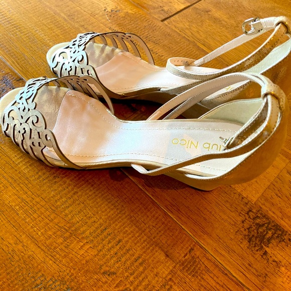 Klub Nico wedge sole gold occasional sandals - Picture 3 of 7